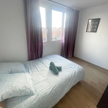 Διαμέρισμα Cozy 13 *